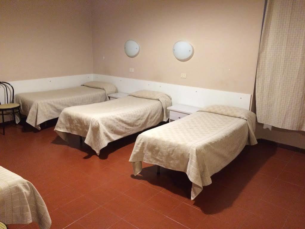 Hotel Cervia Roma Esterno foto